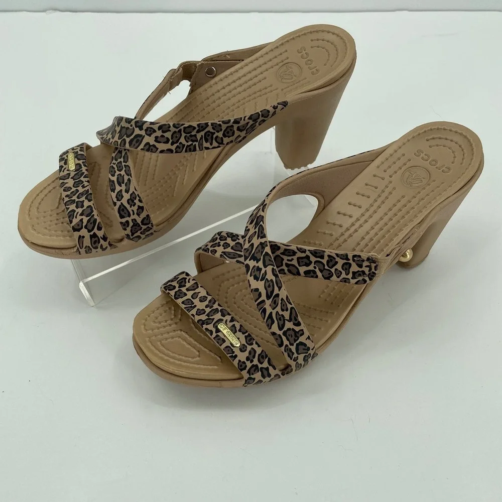 Crocs Womens Cyprus IV Heel Sz. 9 Tan Ltd. Edition EUC Strappy Leopard 16140